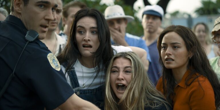 I_Know_What_You_Did_Last_Summer-Weekly