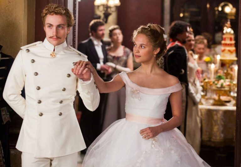 Anna_Karenina-Weekly